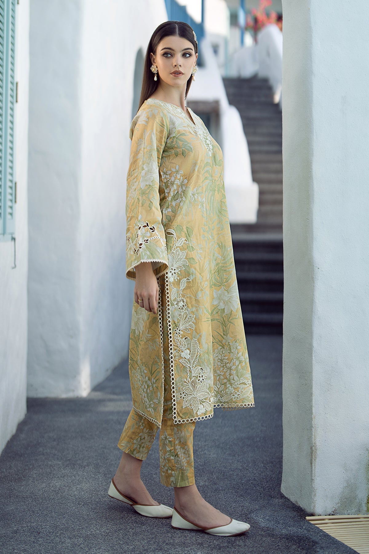 BAROQUE | EMBROIDERED PRINTED LAWN UF-542