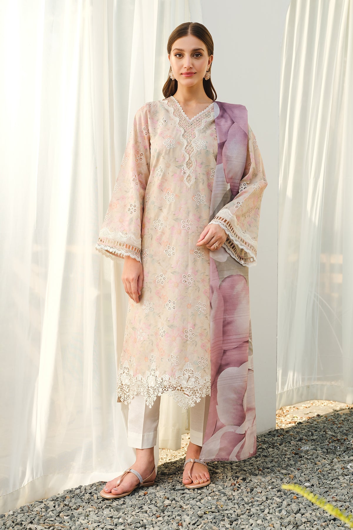 BAROQUE | EMBROIDERED PRINTED LAWN UF-660