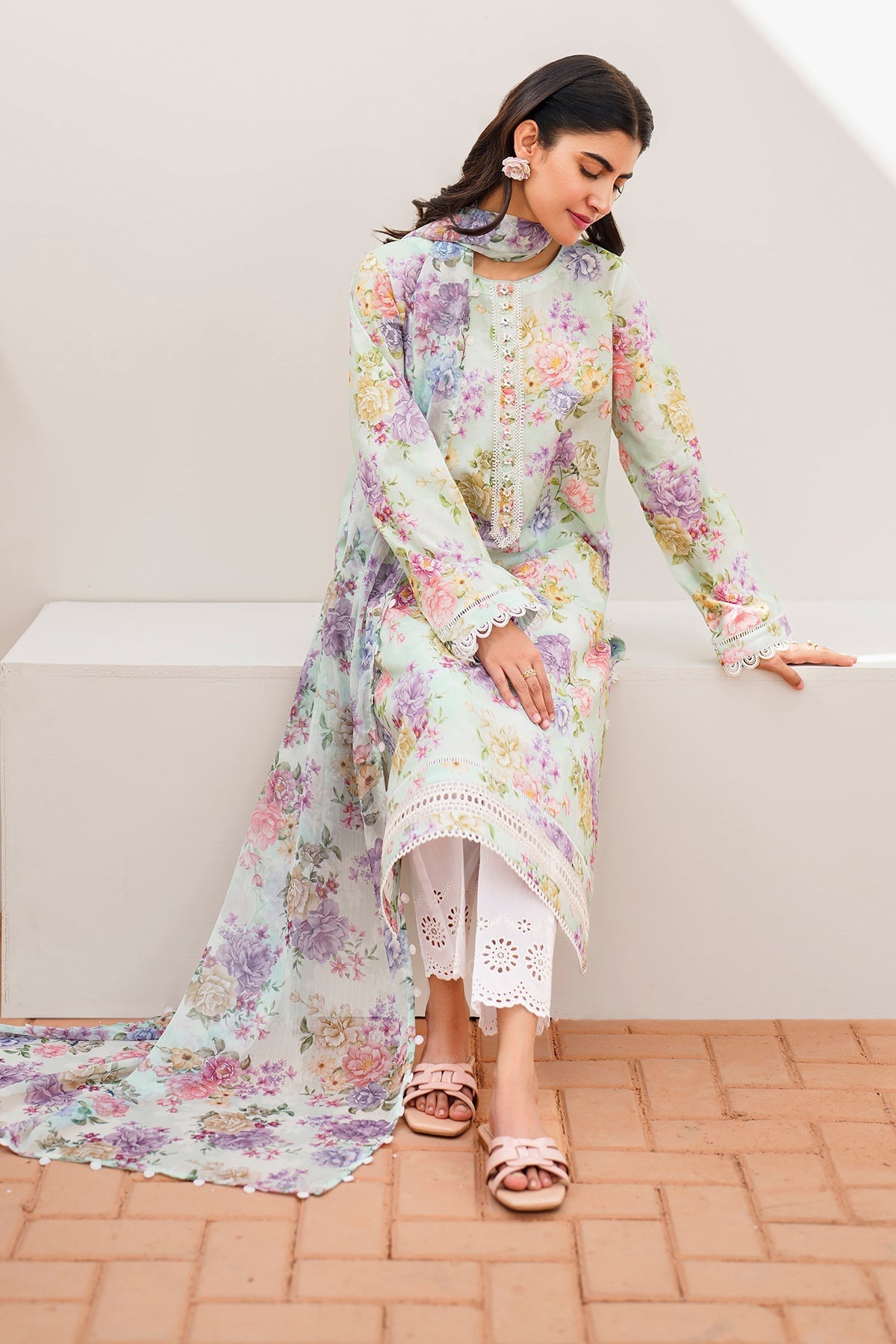 BAROQUE | EMBROIDERED PRINTED LAWN UF-631