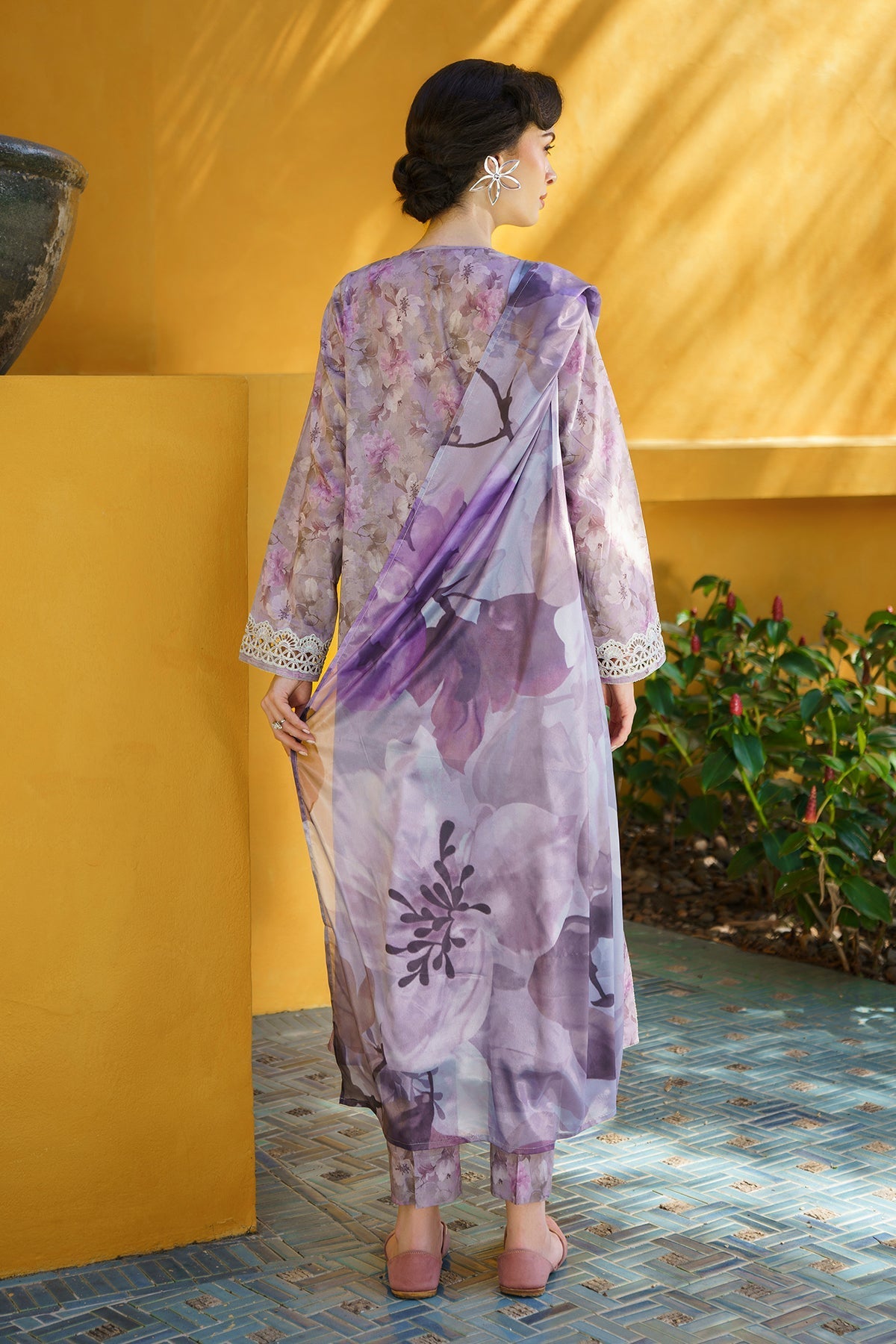 BAROQUE | EMBROIDERED PRINTED LAWN UF-579