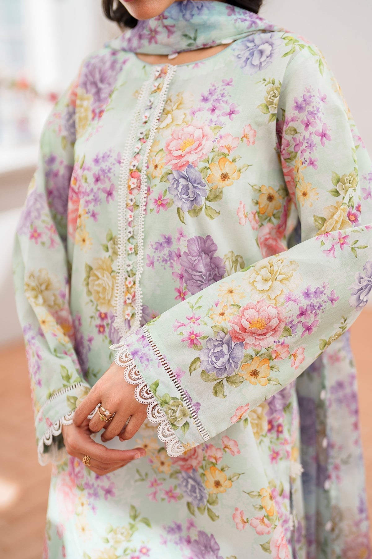 BAROQUE | EMBROIDERED PRINTED LAWN UF-631