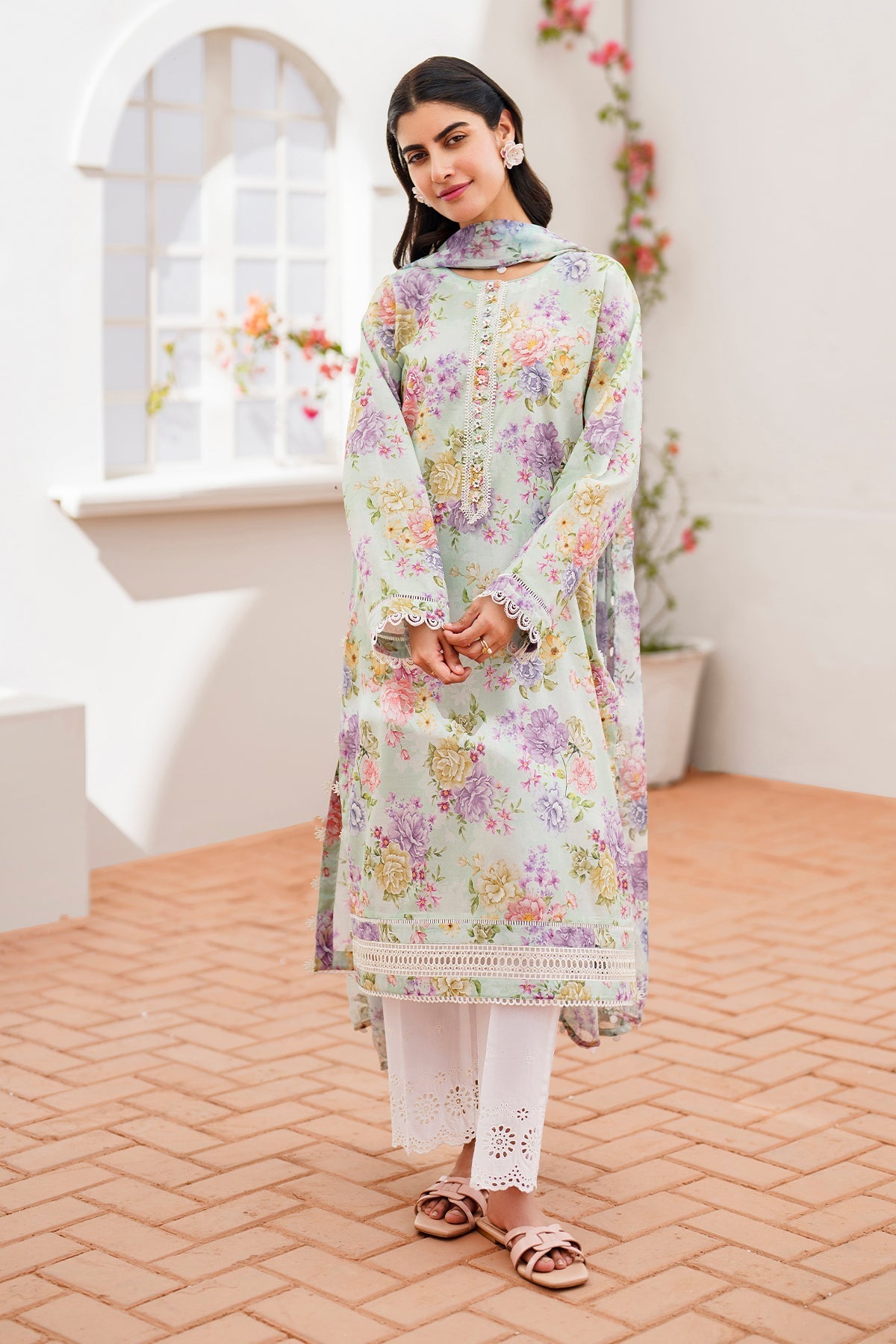 BAROQUE | EMBROIDERED PRINTED LAWN UF-631