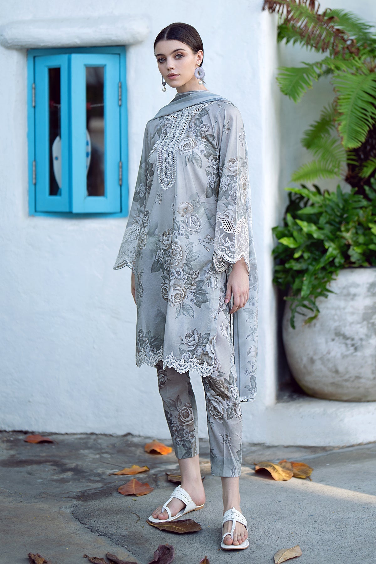 BAROQUE | EMBROIDERED PRINTED LAWN UF-557