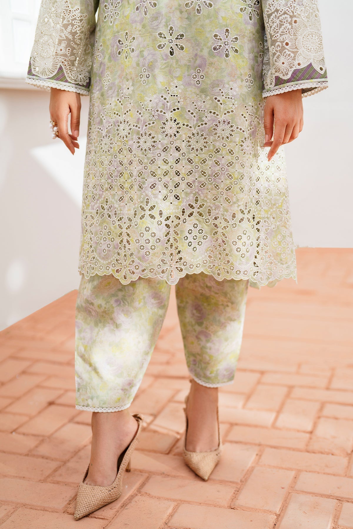 BAROQUE | EMBROIDERED PRINTED LAWN UF-634