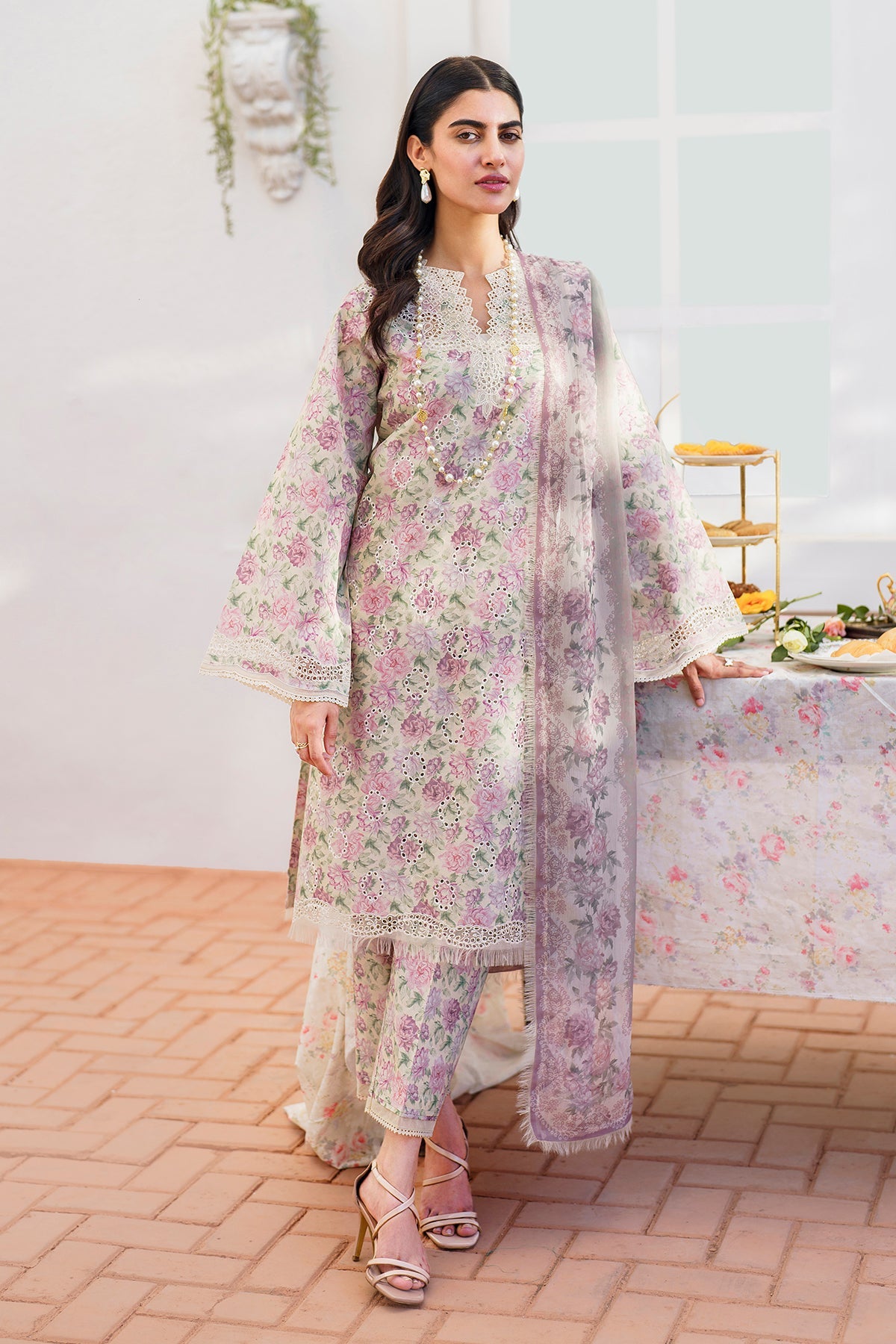 BAROQUE | EMBROIDERED PRINTED LAWN UF-638