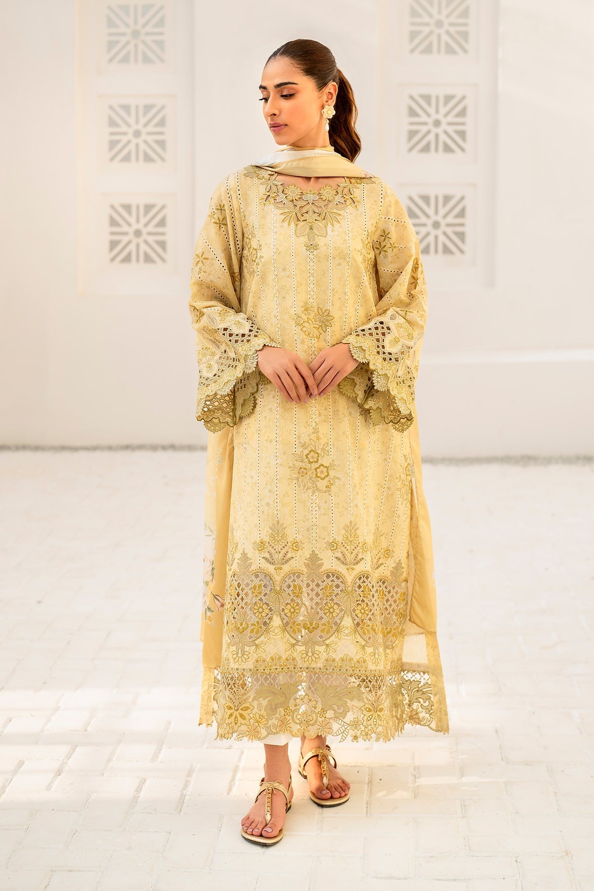 BAROQUE | EMBROIDERED  LAWN UF-670