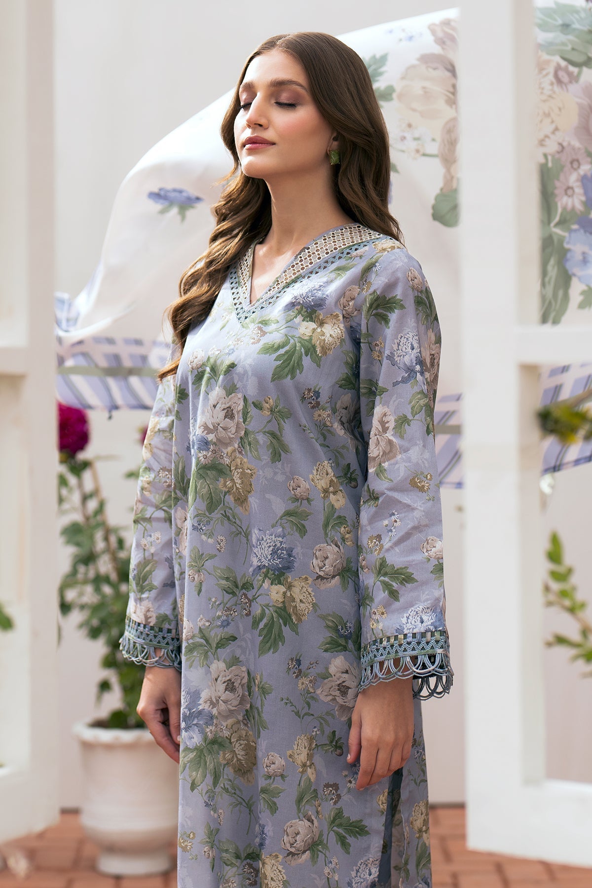 BAROQUE | EMBROIDERED LAWN UF-529