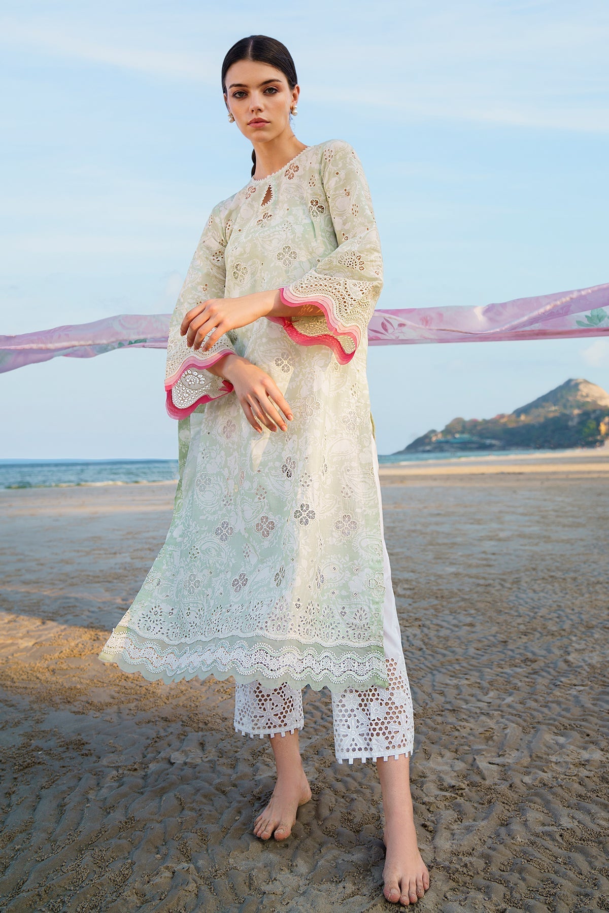 BAROQUE | EMBROIDERED PRINTED LAWN UF-569