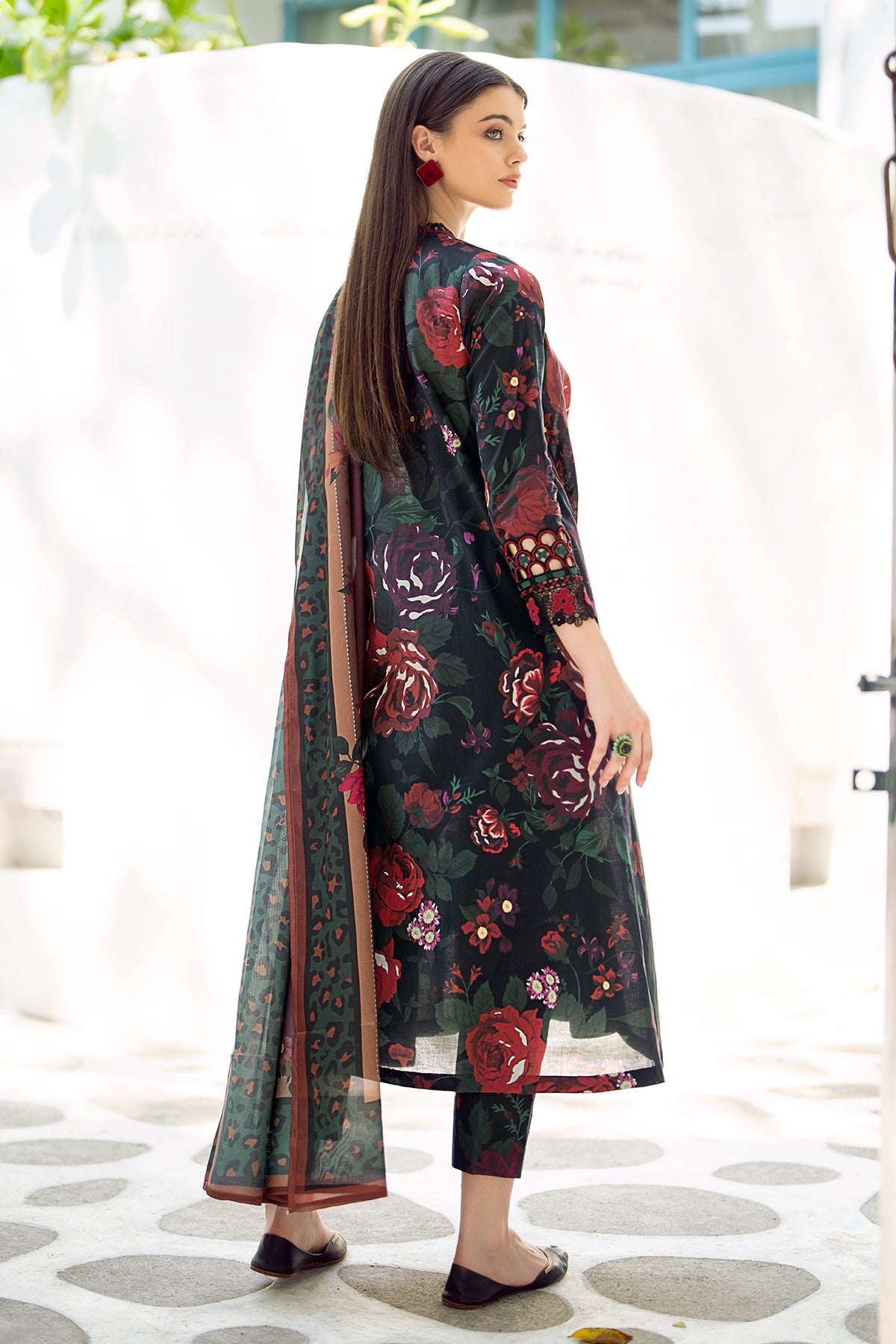 BAROQUE | EMBROIDERED PRINTED LAWN UF-547