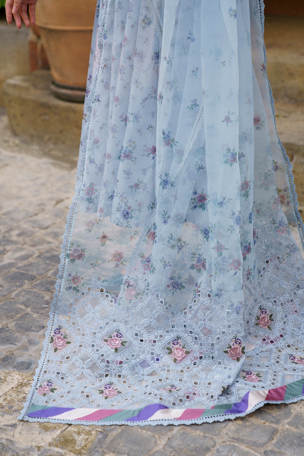 BAROQUE | EMBROIDERED PRINTED LAWN UF-589