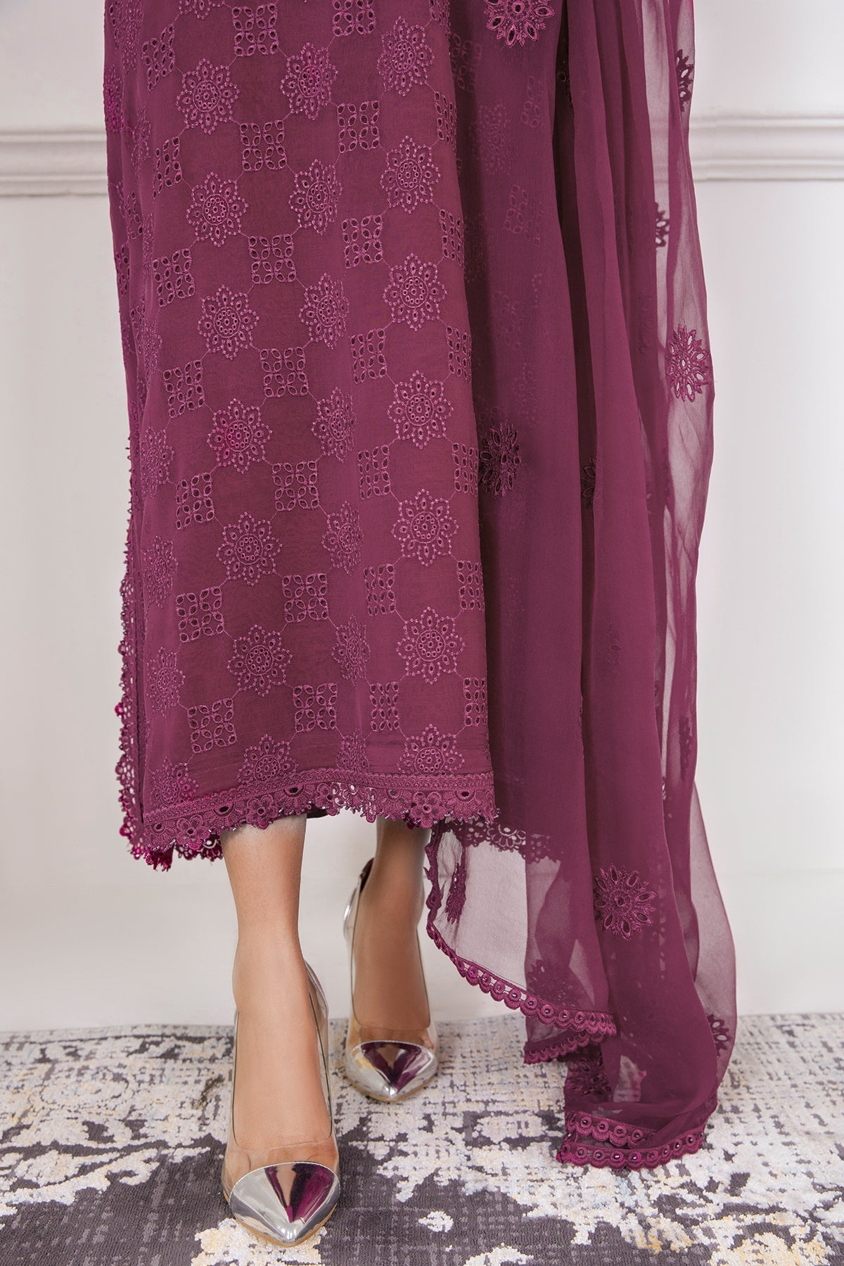 BAROQUE | EMBROIDERED SCHIFFLI CHIFFON UF-337