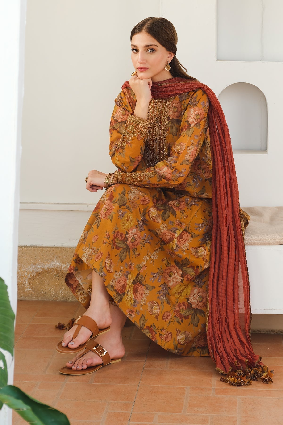 BAROQUE | EMBROIDERED PRINTED LAWN UF-653