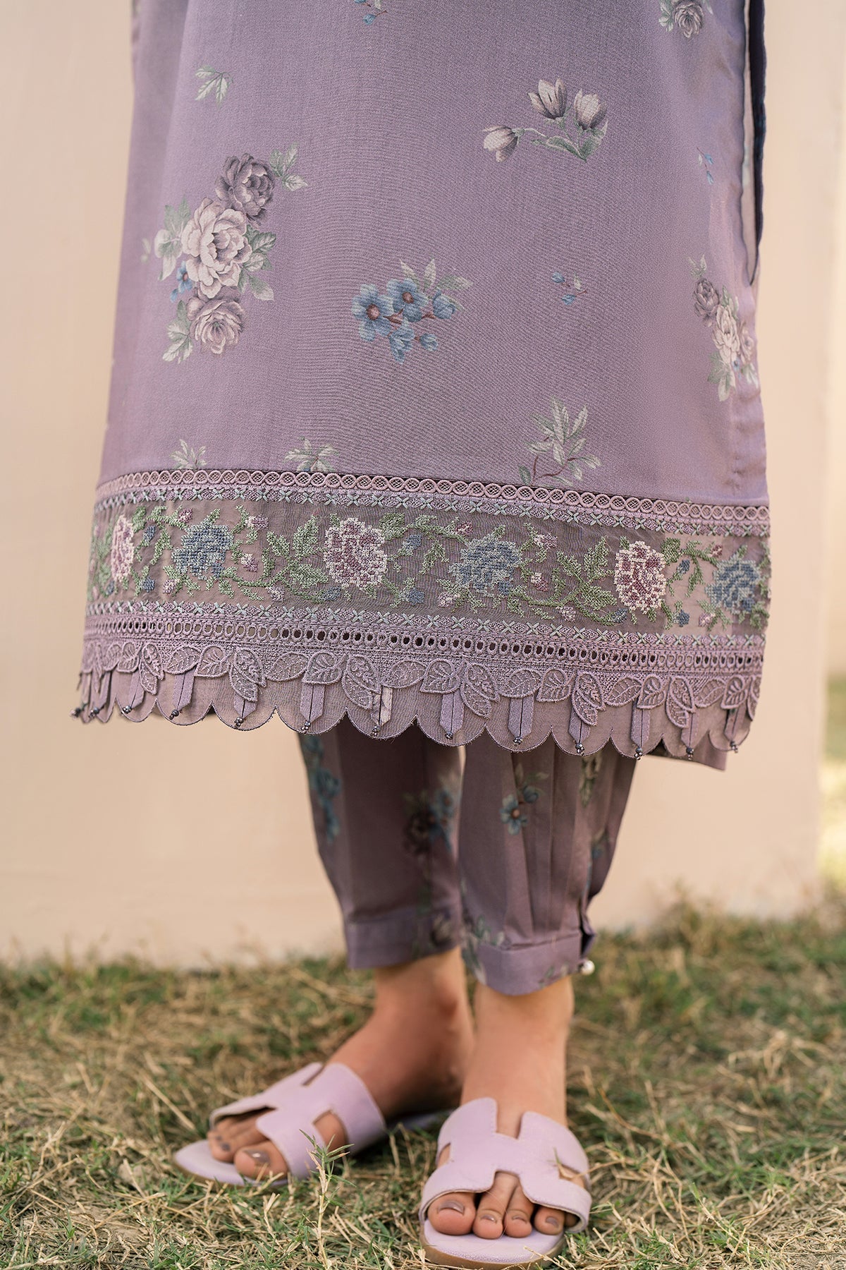 BAROQUE | EMBROIDERED PRINTED LAWN UF-600