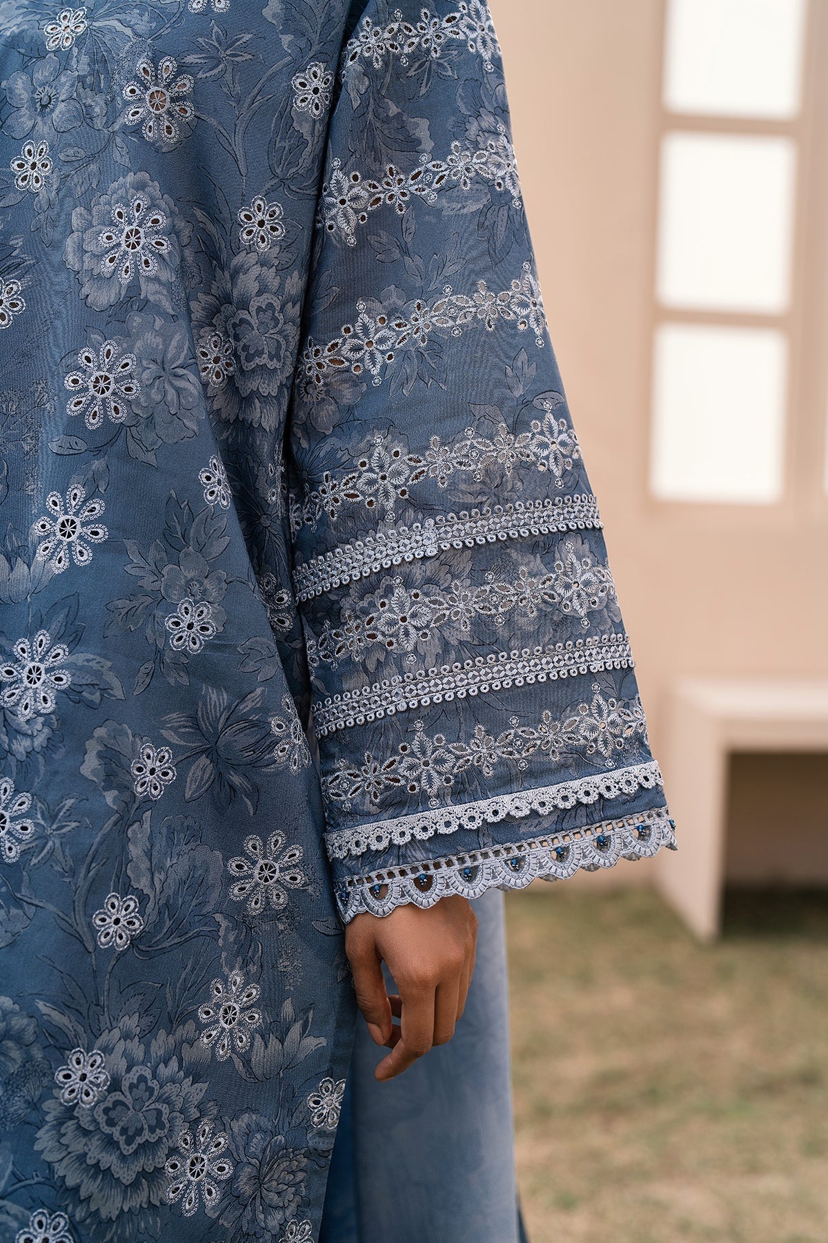 BAROQUE | EMBROIDERED PRINTED LAWN UF-601