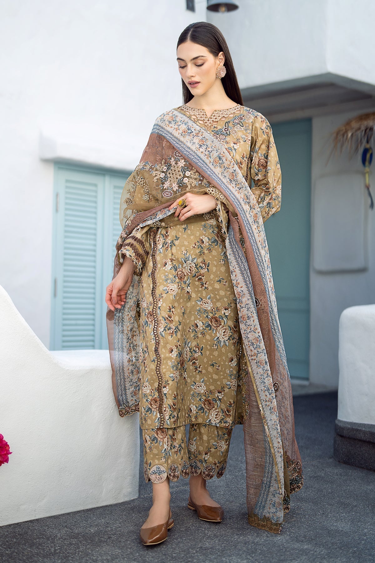 BAROQUE | EMBROIDERED PRINTED LAWN UF-553