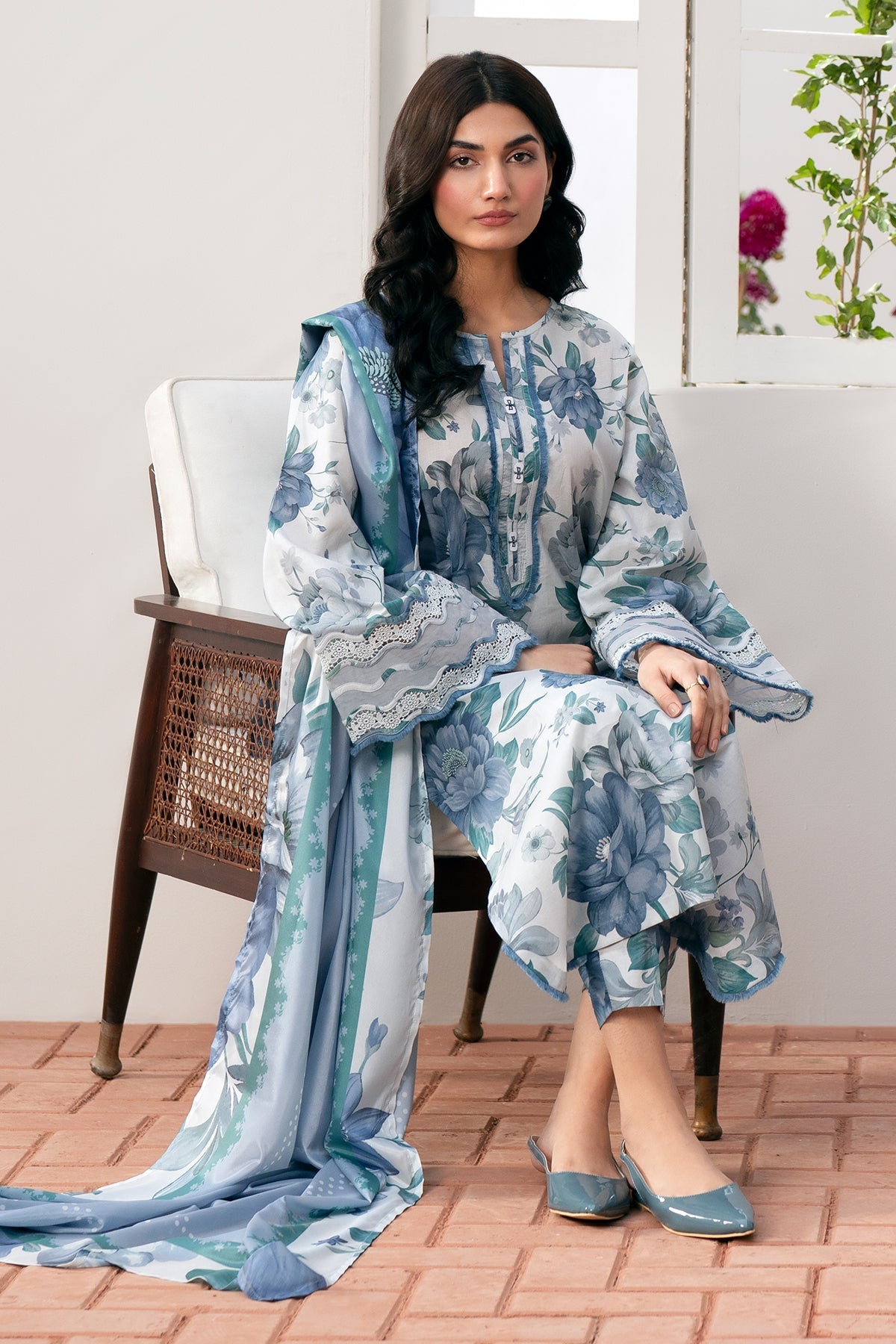 BAROQUE | DIGITAL PRINTED LAWN UF-541