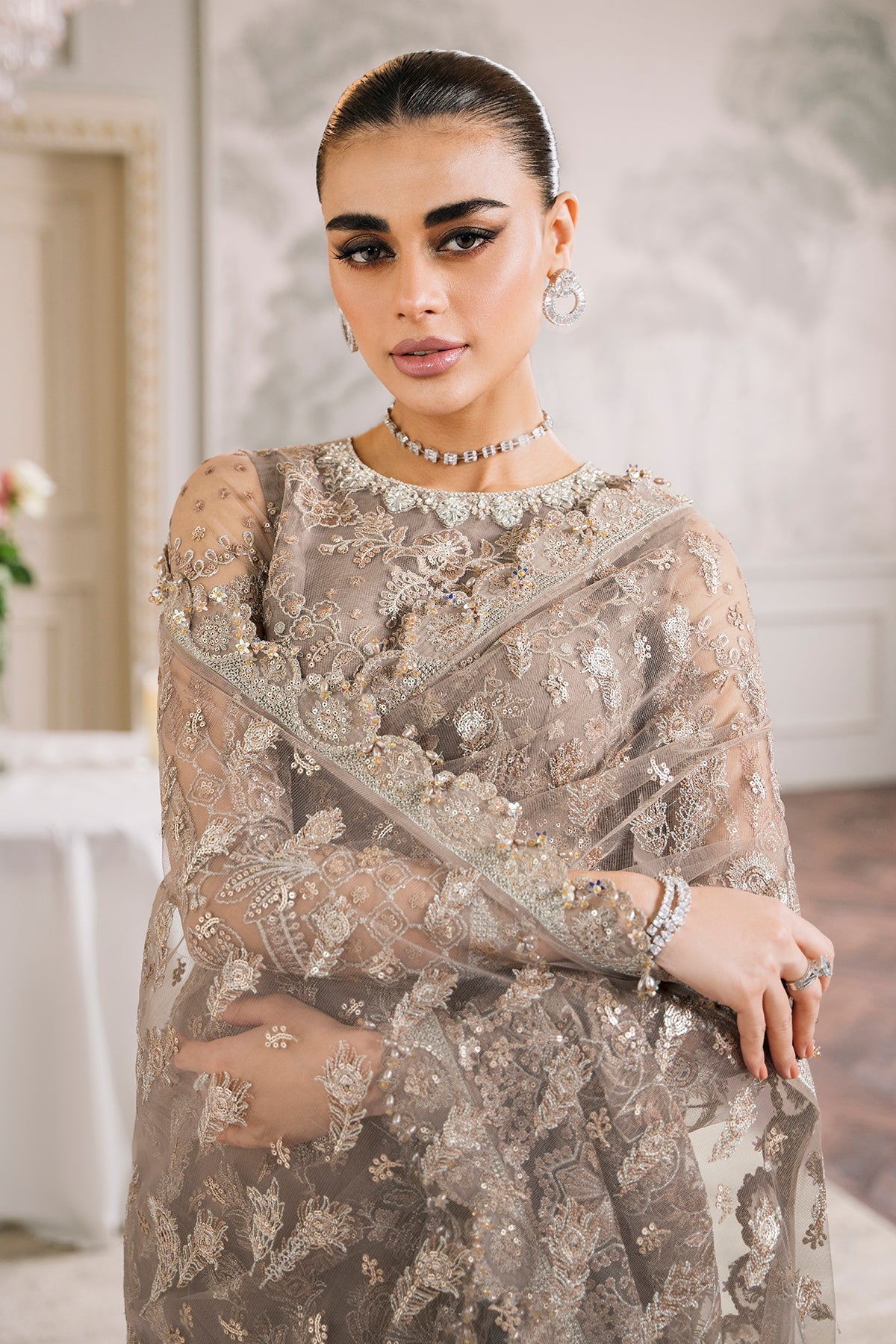 BAROQUE | EMBROIDERED NET CH12-06