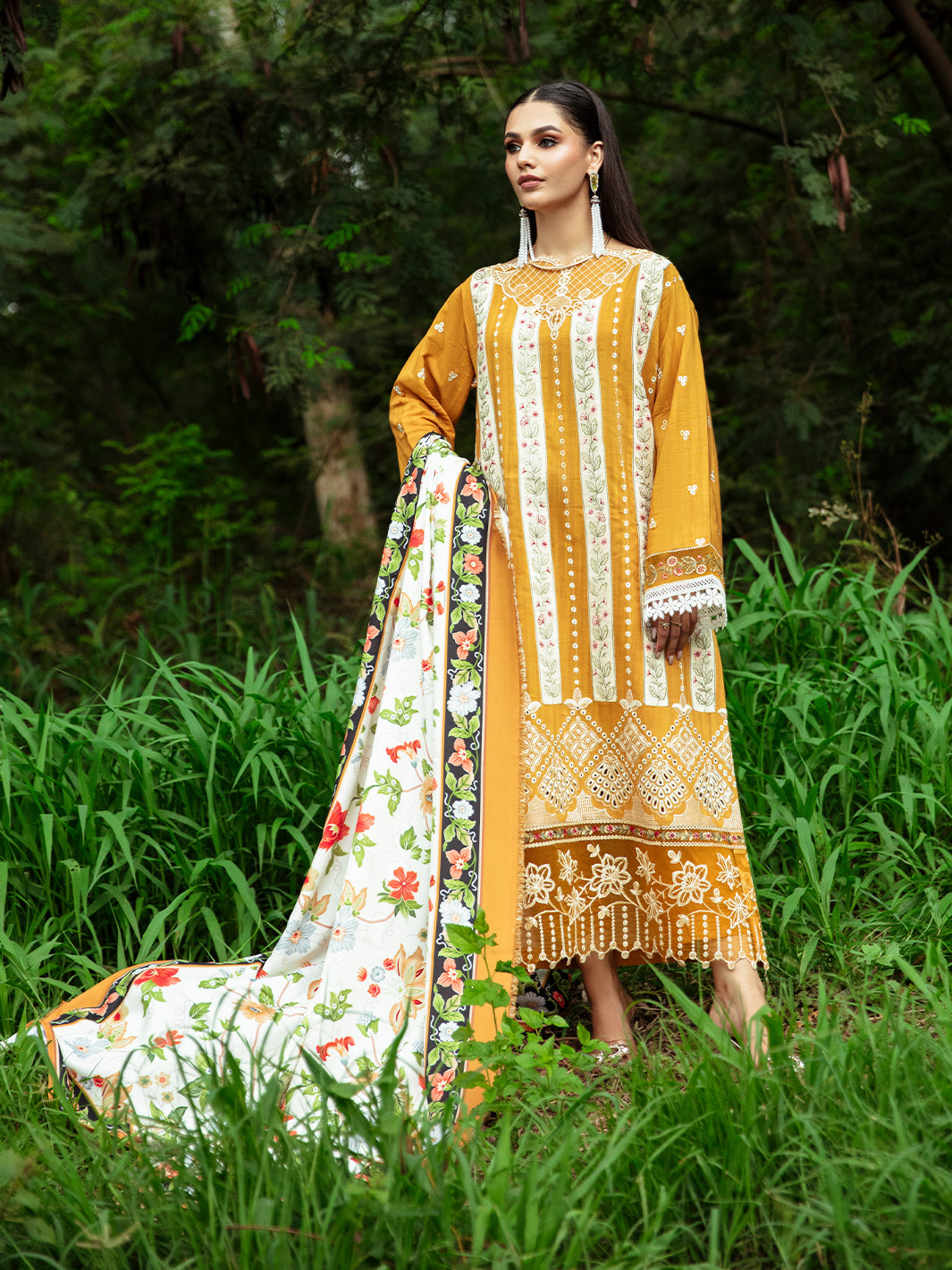 Mahnur | Hazel Winter Collection | Elyse