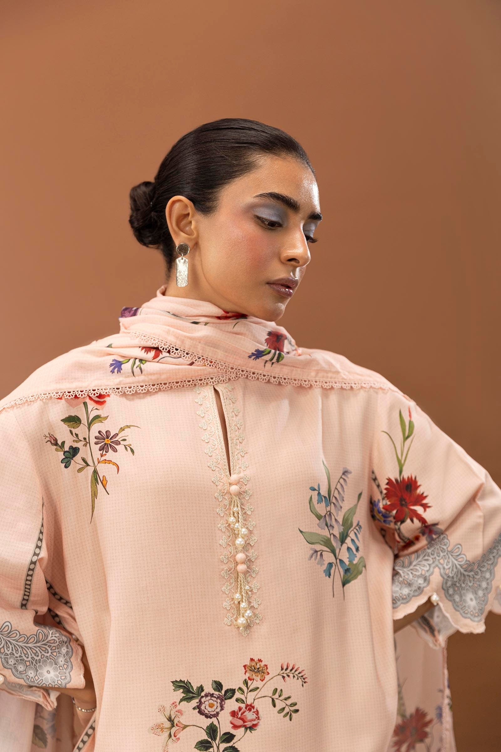 MAHAY BY SANA SAFINAZ | H243-012A-2DC