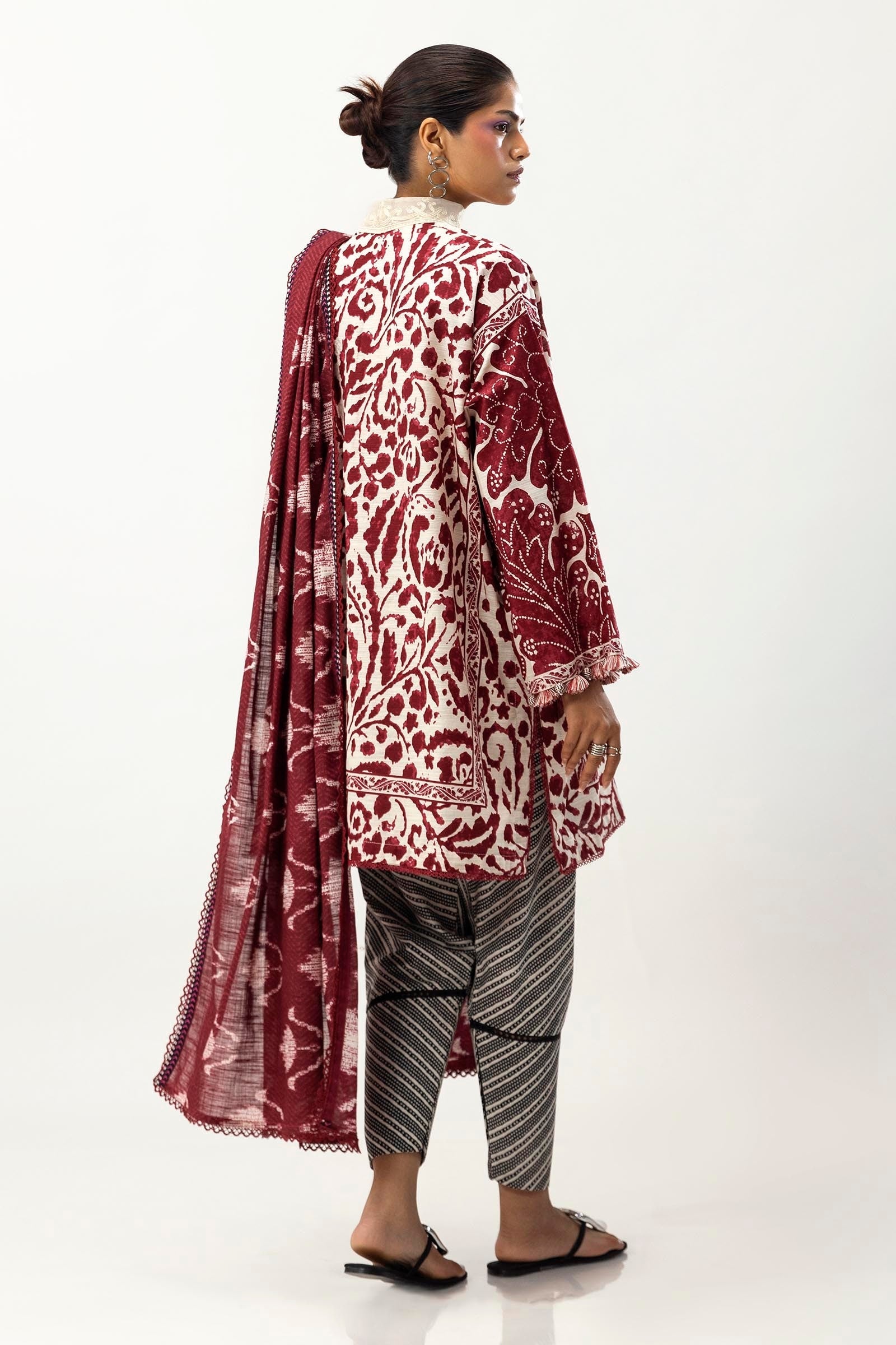 MAHAY BY SANA SAFINAZ | H243-018A-3CQ